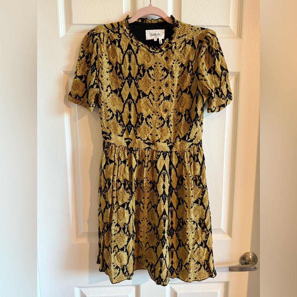 BA&SH Cascade Robe Dress Size Medium - Picture 12 of 13